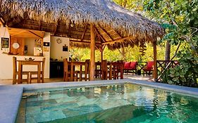 Antema Lodge Secteur Tamarindo, piscine, yoga, gym, jungle et paix
